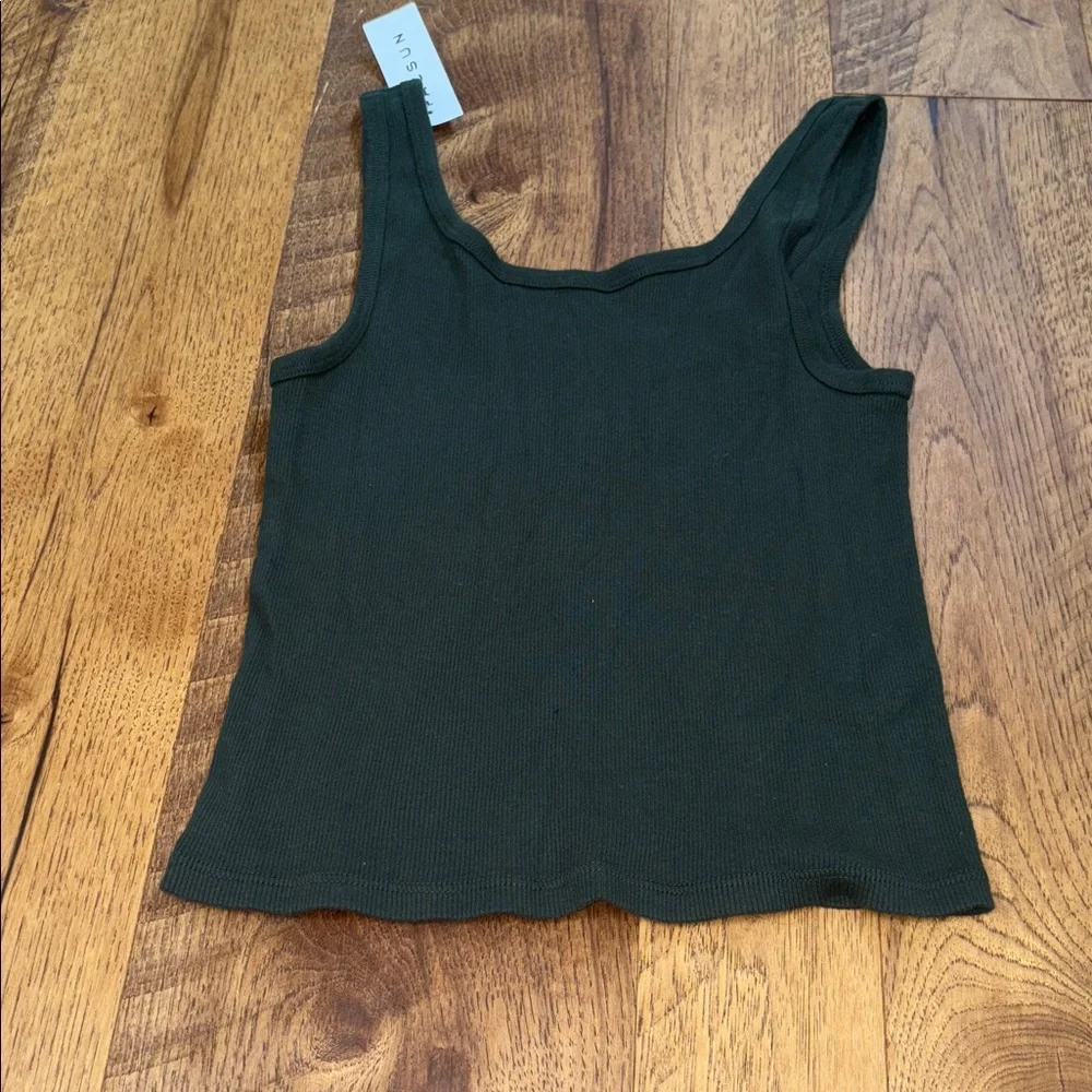 NWT Pacsun Brandy Melville Woman’s Dark Green Tank - Picture 2 of 3
